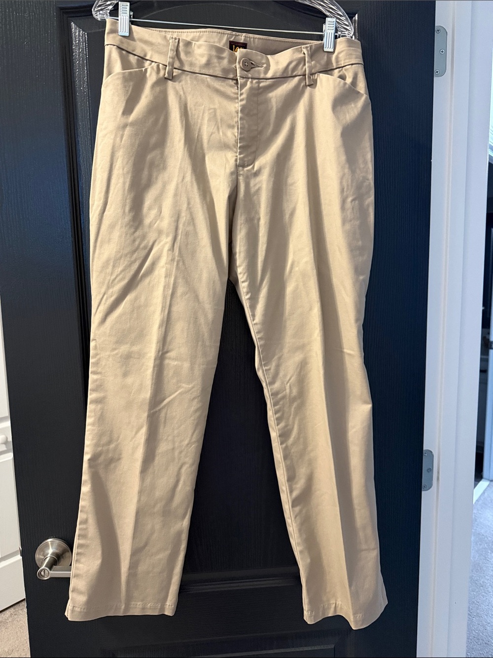 Lee women’s Khaki Straight-Leg Pants
